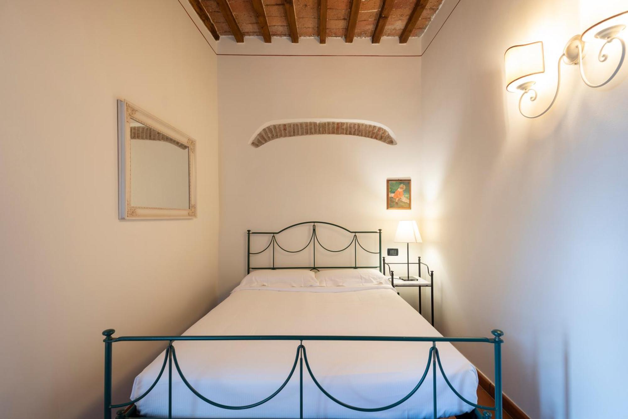 Il Palazzo - Agriturismo, Winery Arezzo Szoba fotó